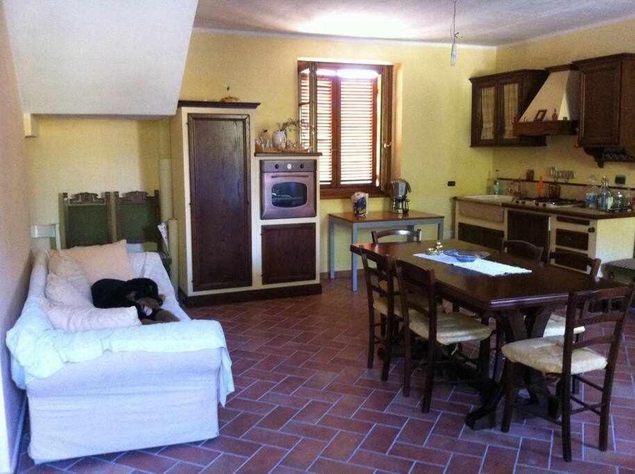 Ospitaci Appartamenti Di Campagna Le Rancole Valtopina Εξωτερικό φωτογραφία